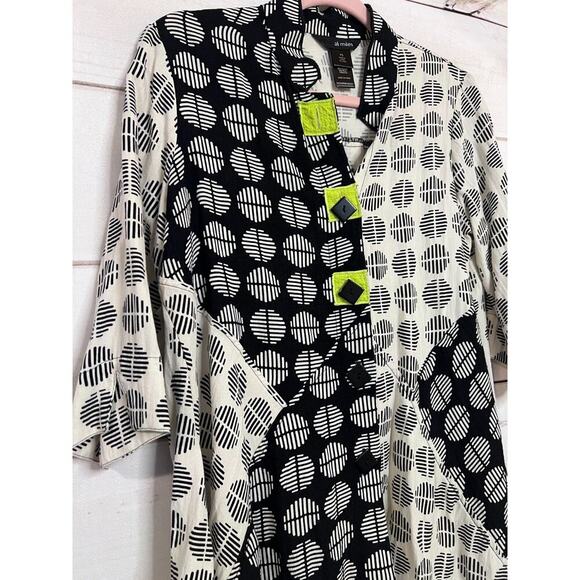 Ali Miles Long Sleeve Top Size SP Black White Neon Green Unique - Picture 5 of 5